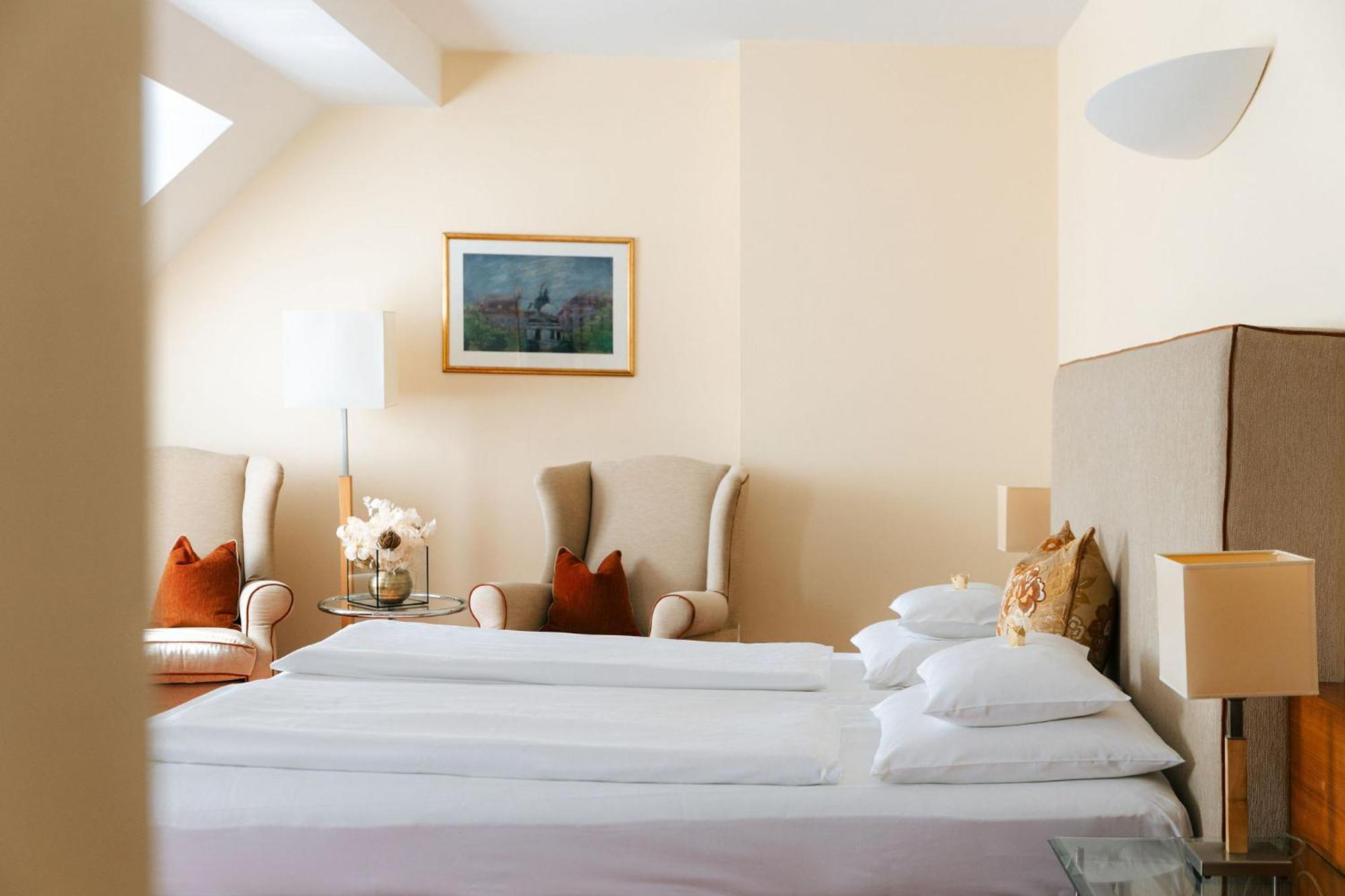 Hotel Kaiserhof Wien Екстер'єр фото